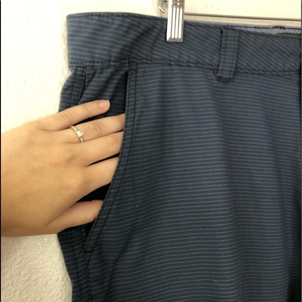 Men’s O’Neill Striped Shorts - Picture 4 of 8